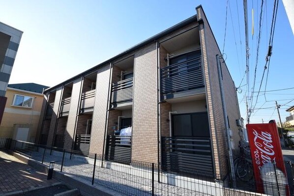 La Campanaの物件外観写真